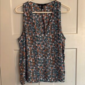 BCBG Max Azria Patterned Sleeveless Top